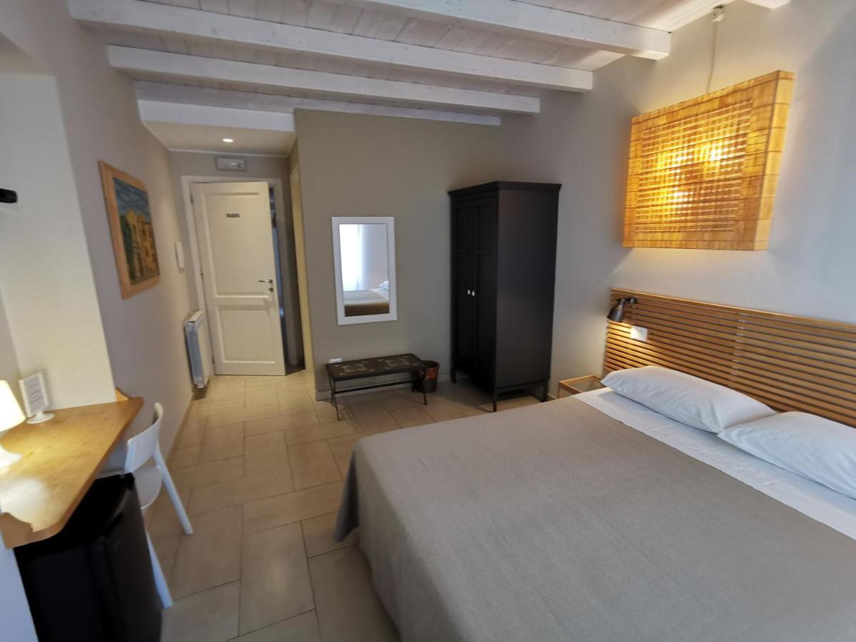 B&B Re Umberto Milazzo Exterior photo